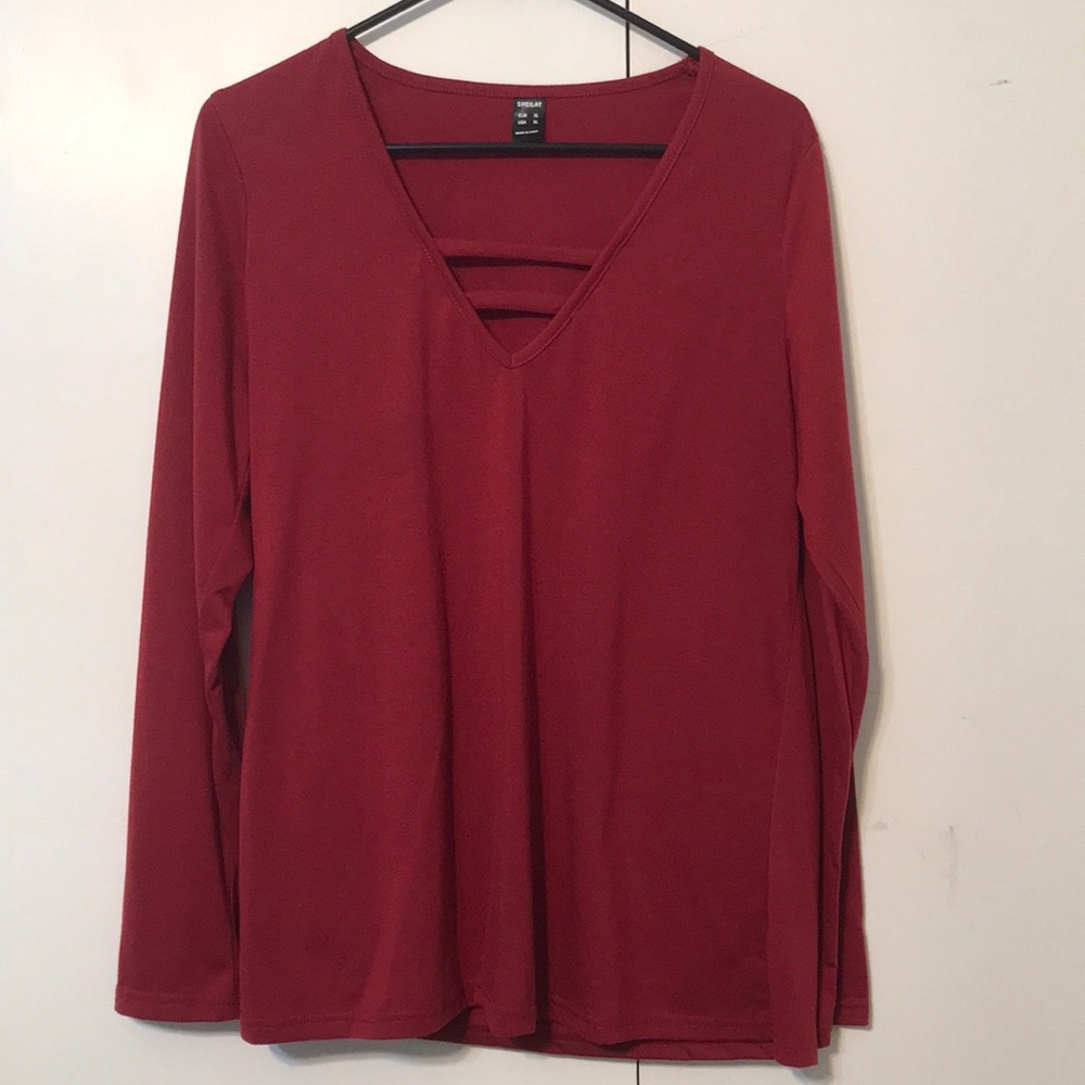 Womens too long sleeve red